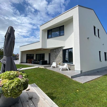 La Llosina Vivienda Vacacional Alquiler Integro Llanes Exterior photo